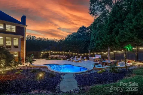 555 19th Avenue Lane NW Hickory NC 28601