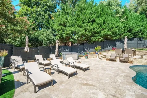 555 19th Avenue Lane NW Hickory NC 28601