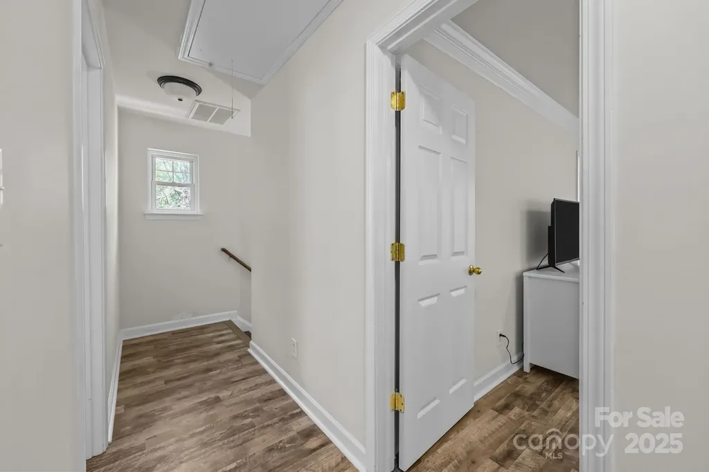 8200 Kerrybrook Circle Charlotte NC 28214
