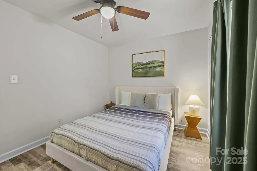 8200 Kerrybrook Circle Charlotte NC 28214