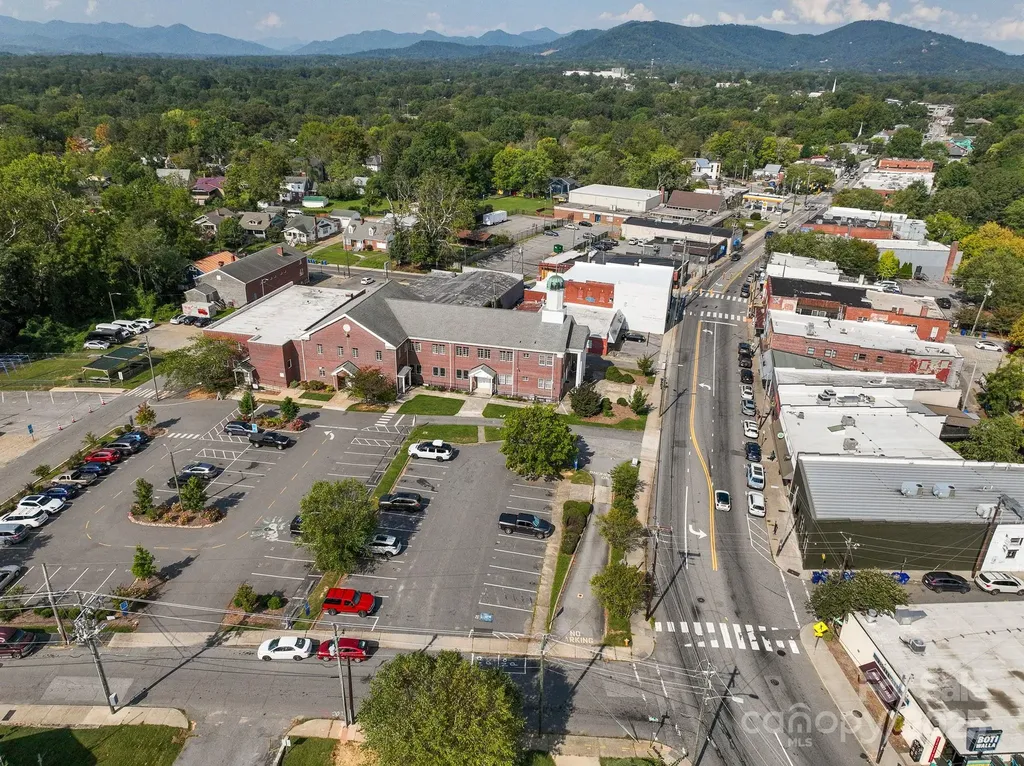 714 Haywood Road Asheville NC 28806