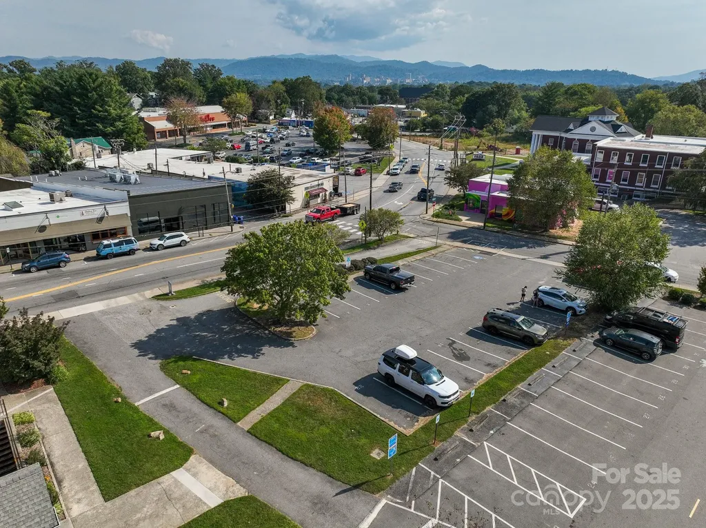 714 Haywood Road Asheville NC 28806