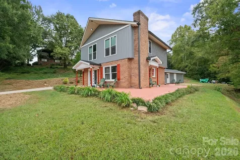 801 N Grove Street Lincolnton NC 28092