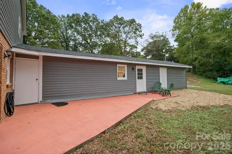 801 N Grove Street Lincolnton NC 28092