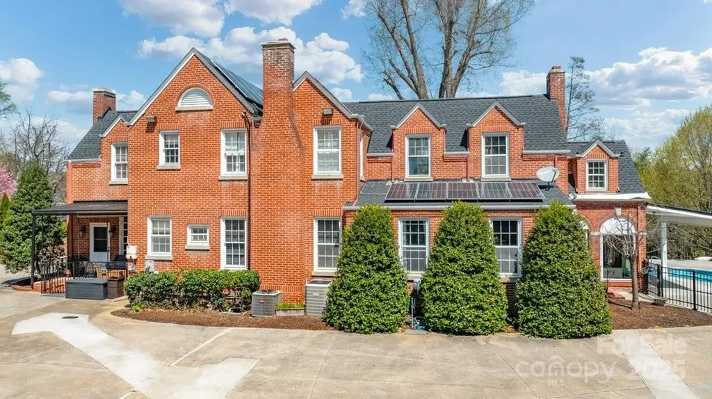 300 Morgan Street Marion NC 28752