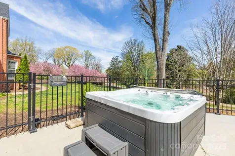 300 Morgan Street Marion NC 28752