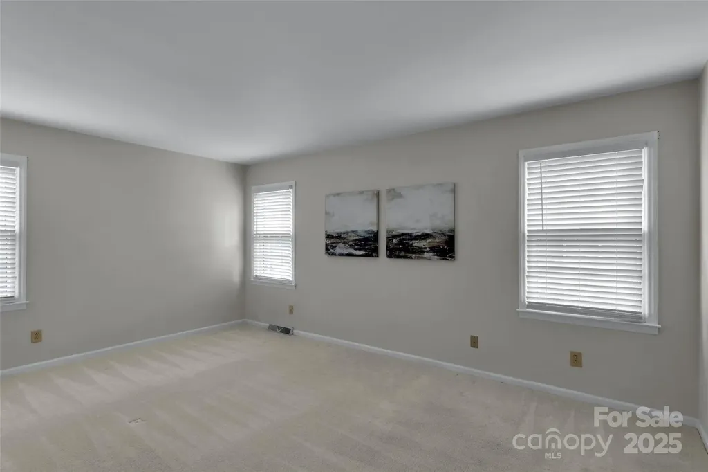 1401 Matthews Plantation Drive Matthews NC 28105