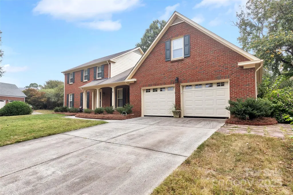 1401 Matthews Plantation Drive Matthews NC 28105