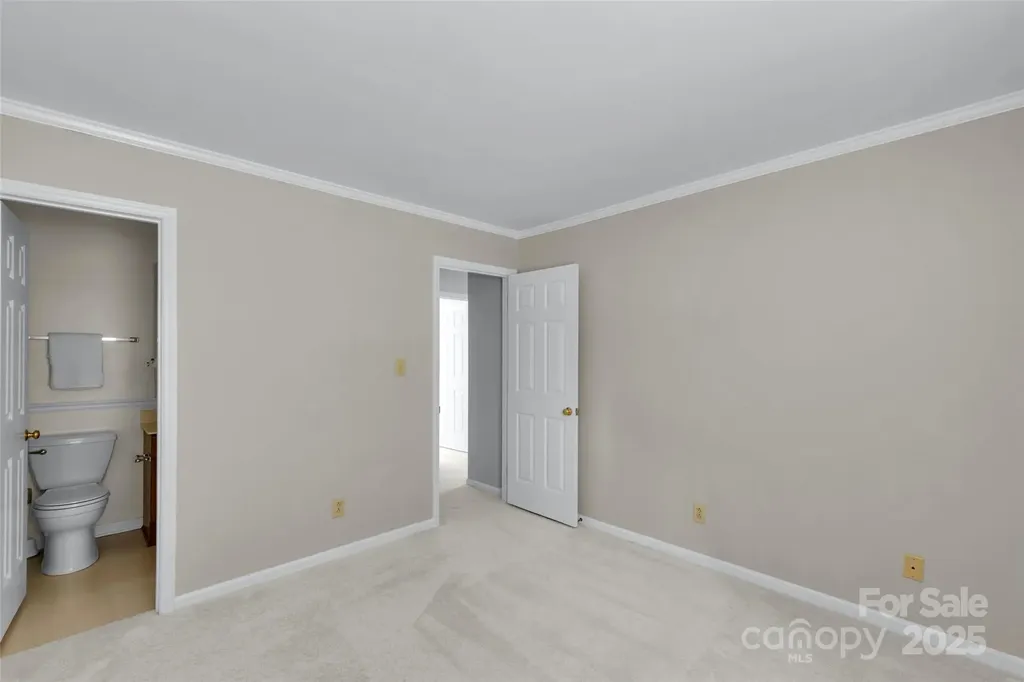 1401 Matthews Plantation Drive Matthews NC 28105