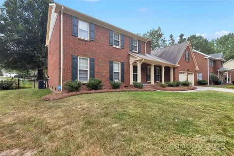 1401 Matthews Plantation Drive Matthews NC 28105
