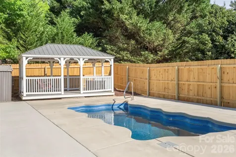 206 Montclair Drive Locust NC 28097