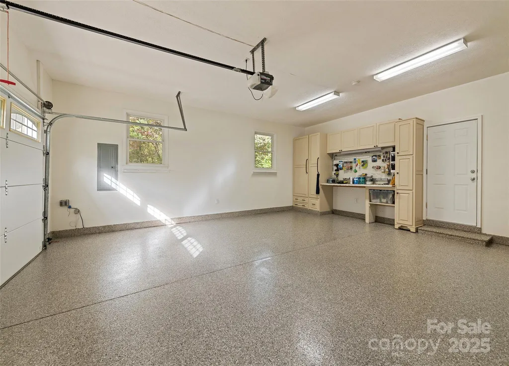 966 Coyote Hollow Road Waynesville NC 28785