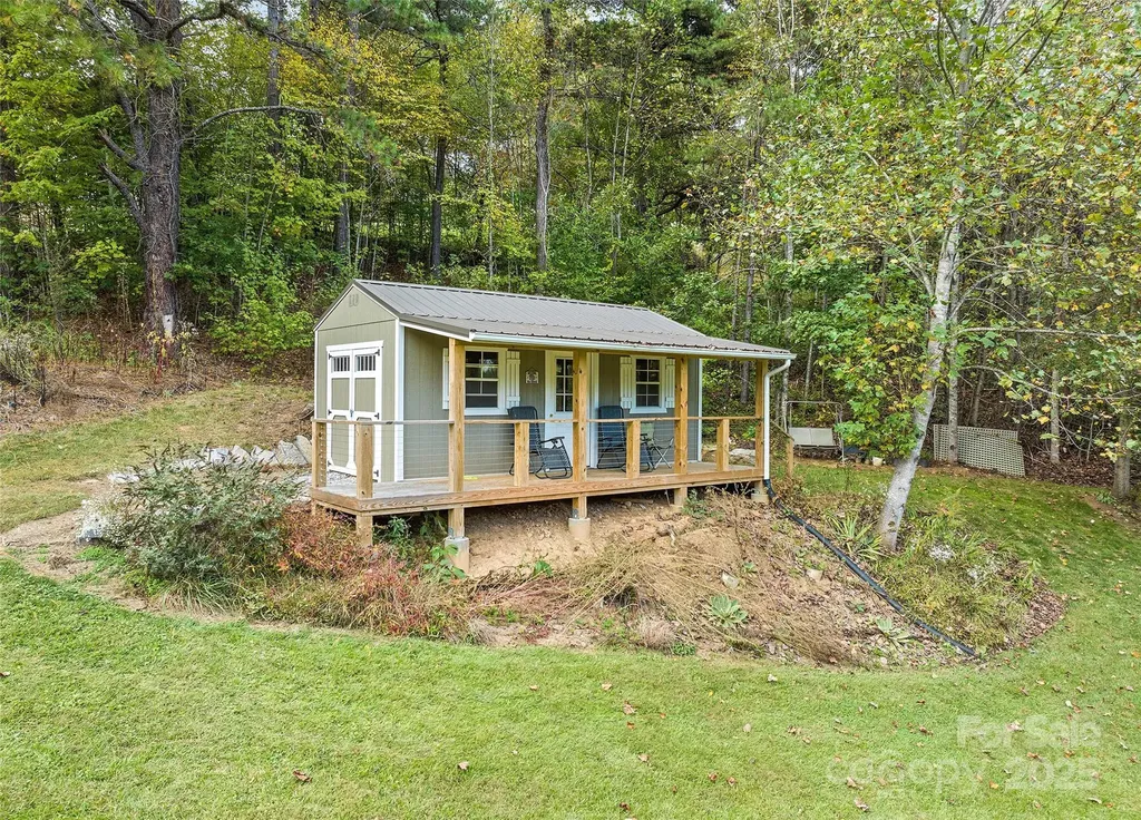 966 Coyote Hollow Road Waynesville NC 28785