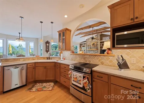 966 Coyote Hollow Road Waynesville NC 28785