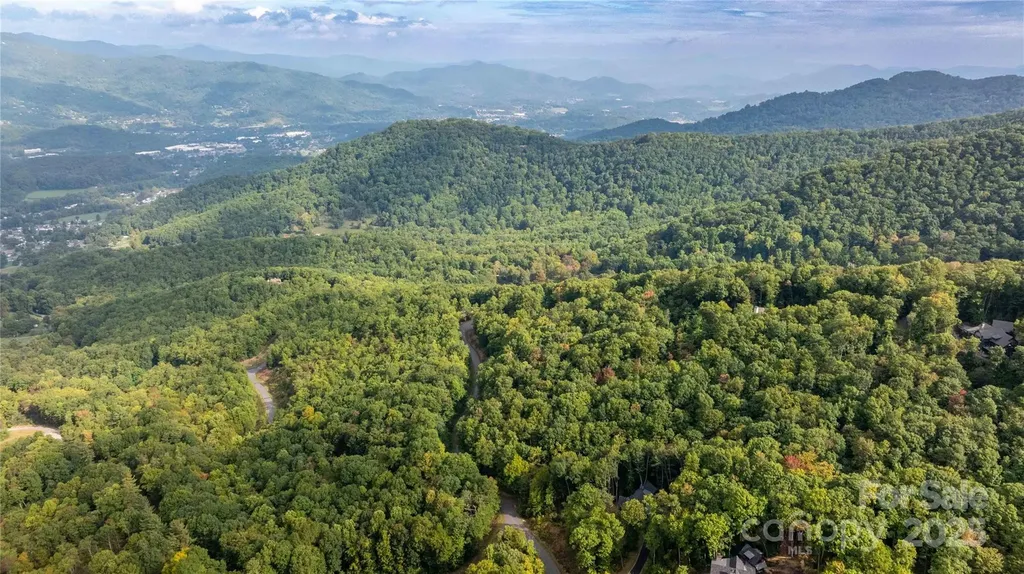 551 Macallan Drive Waynesville NC 28786