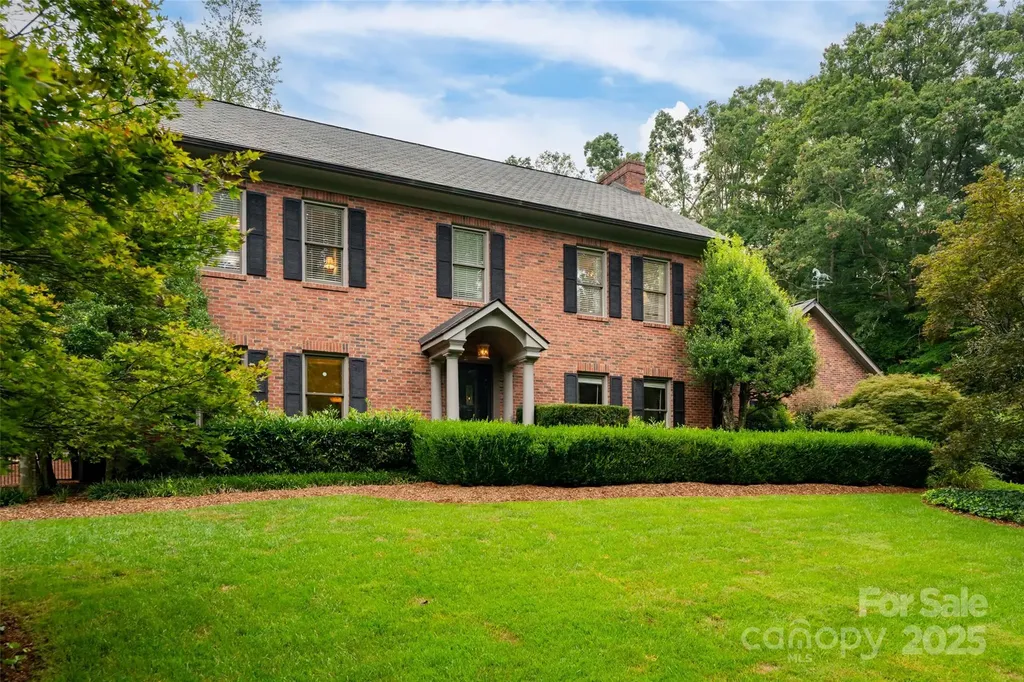 91 Carter Cove Road Asheville NC 28804