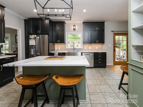 91 Carter Cove Road Asheville NC 28804