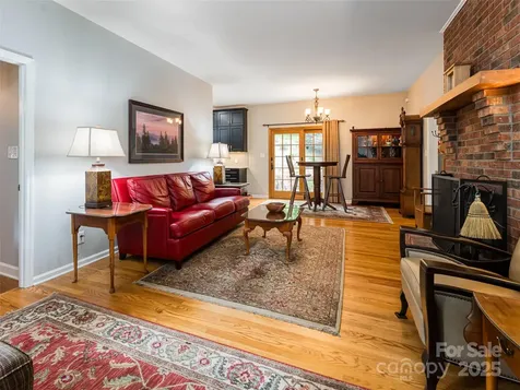 91 Carter Cove Road Asheville NC 28804