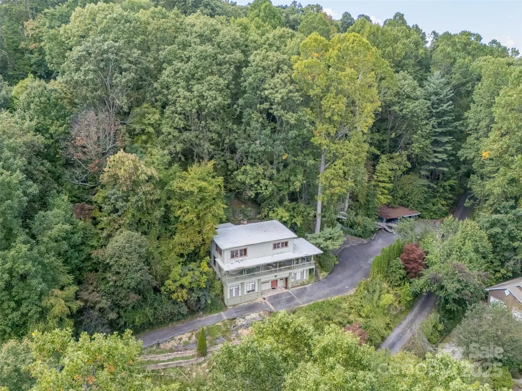 435 Upper Laurel Drive Laurel Park NC 28739