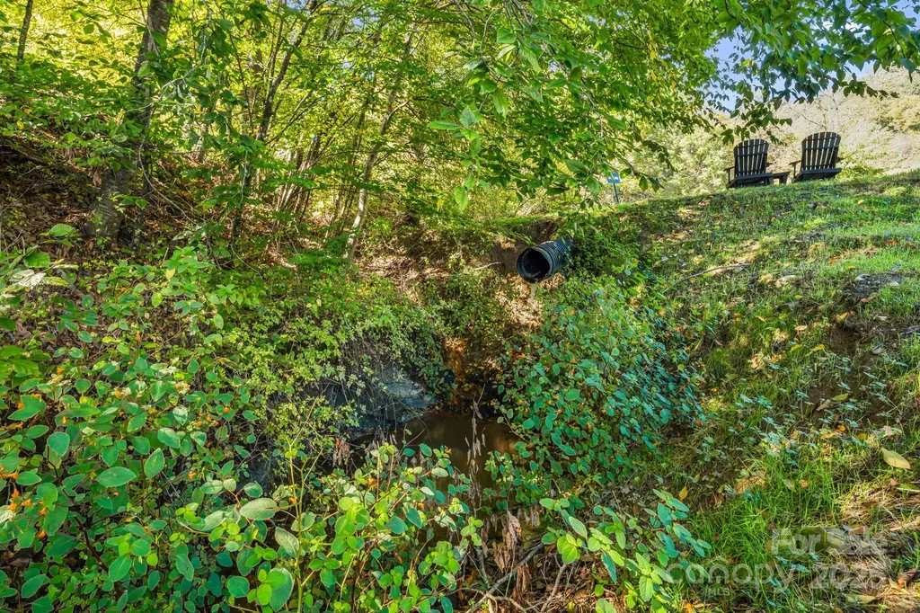 000 Maney Branch Road Burnsville NC 28714