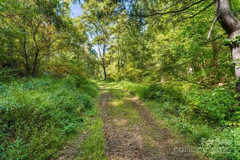 000 Maney Branch Road Burnsville NC 28714