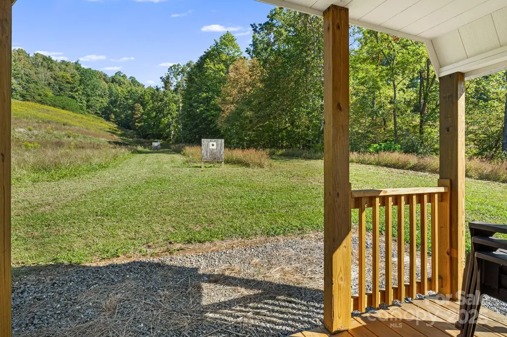 456 Maney Branch Road Burnsville NC 28714