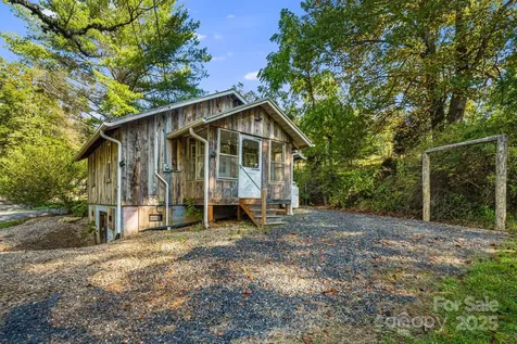 456 Maney Branch Road Burnsville NC 28714