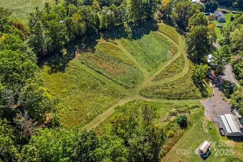 456 Maney Branch Road Burnsville NC 28714