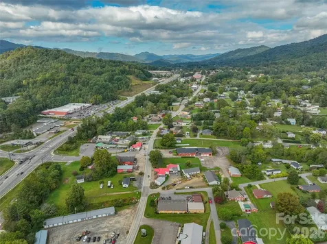 505 E Main Street Burnsville NC 28714