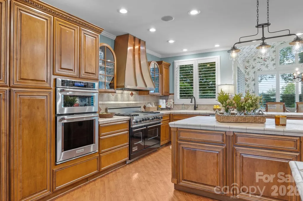 1890 Yacht Club Drive Denver NC 28037