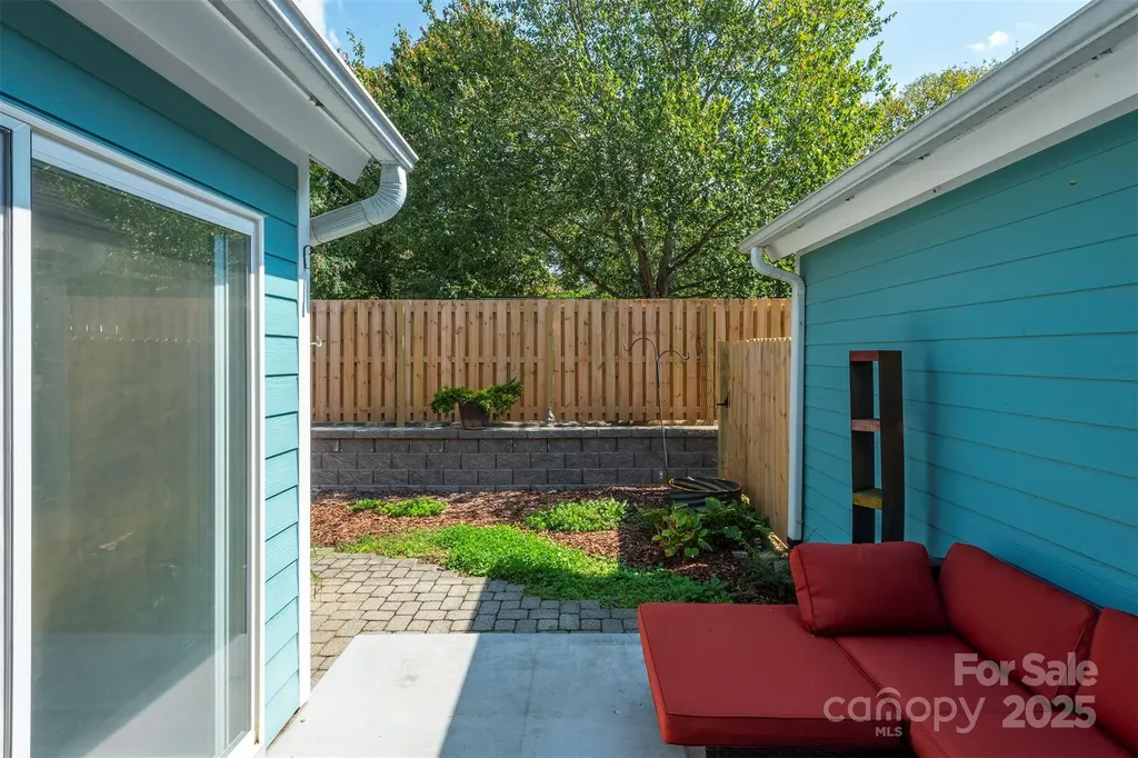43 Vermont Court Asheville NC 28806