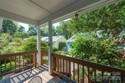 43 Vermont Court Asheville NC 28806