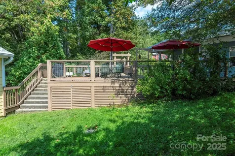 43 Vermont Court Asheville NC 28806