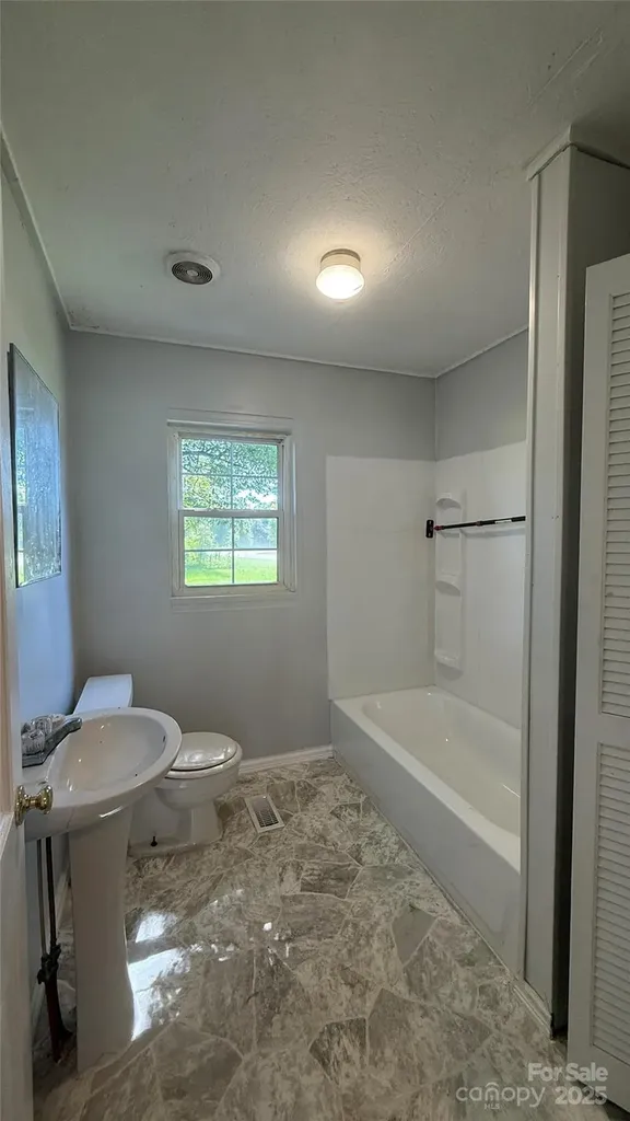 3839 W Dixon Boulevard Shelby NC 28152