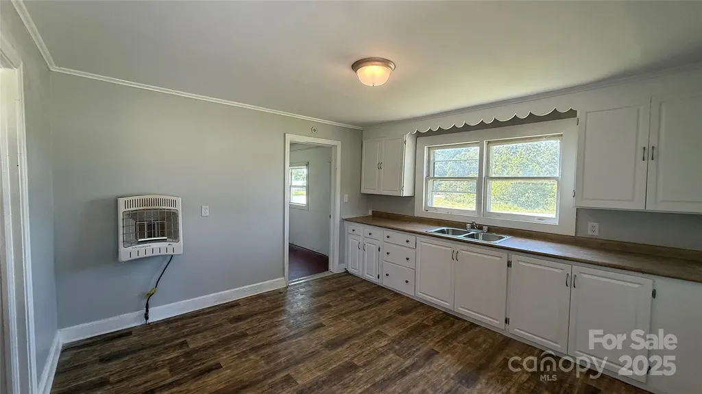 3839 W Dixon Boulevard Shelby NC 28152