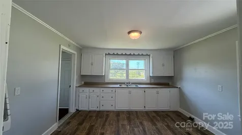 3839 W Dixon Boulevard Shelby NC 28152