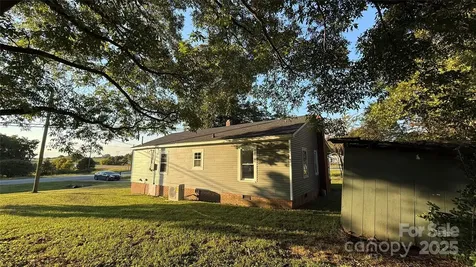 3839 W Dixon Boulevard Shelby NC 28152