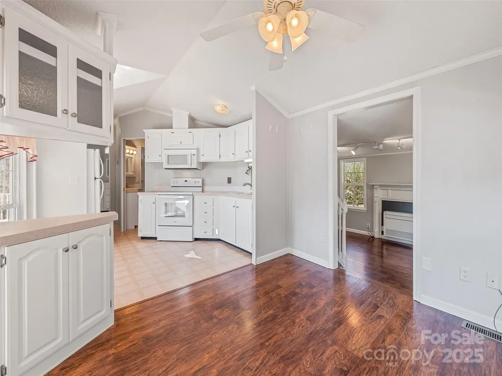 93 Merry Way Clyde NC 28721