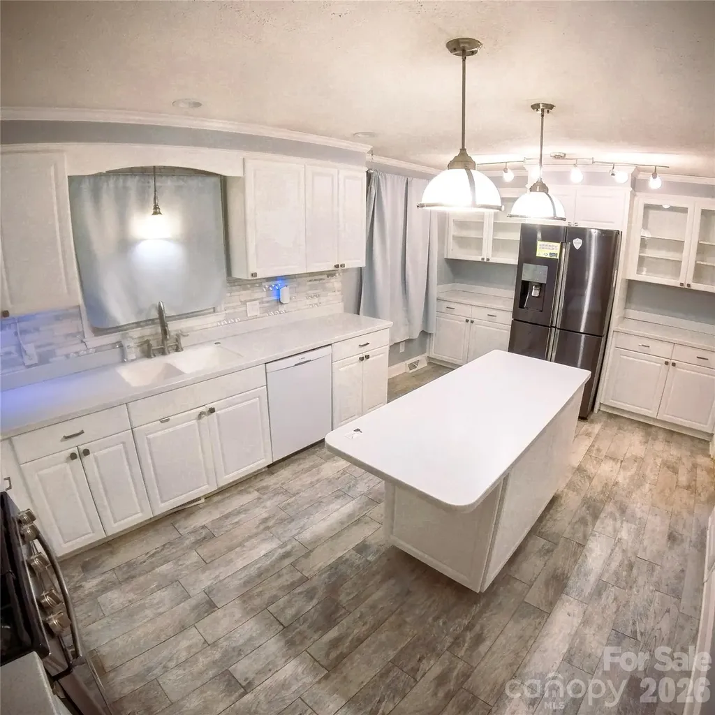 510 4th Avenue NE Conover NC 28613