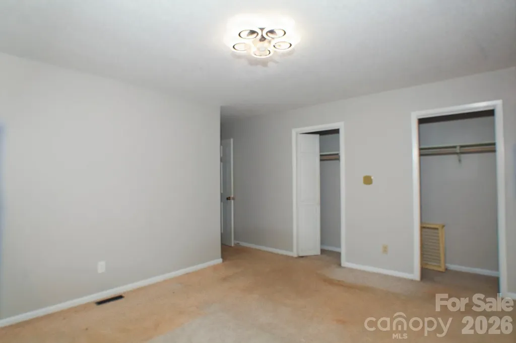 510 4th Avenue NE Conover NC 28613