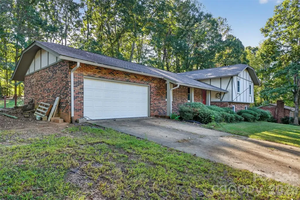 510 4th Avenue NE Conover NC 28613