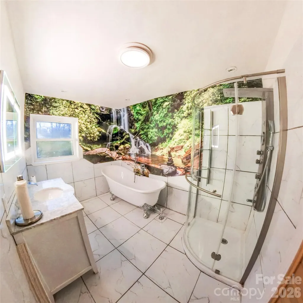 510 4th Avenue NE Conover NC 28613