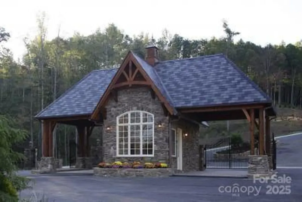9999 Rock Ledge Drive Lake Lure NC 28746