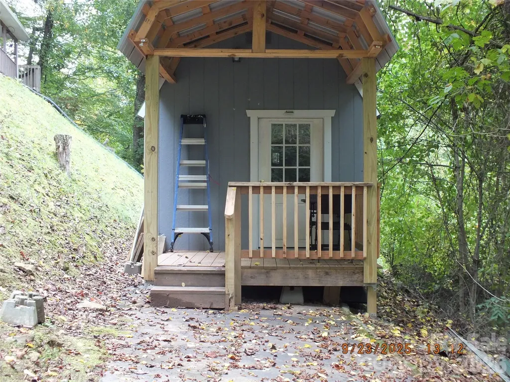 408 Whispering Winds Road Waynesville NC 28785