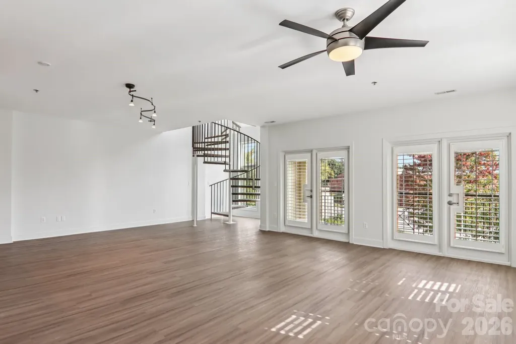 475 S Church Street Hendersonville NC 28792