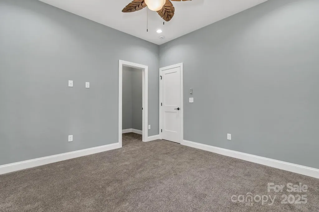 926 Settlers Trail Mars Hill NC 28754