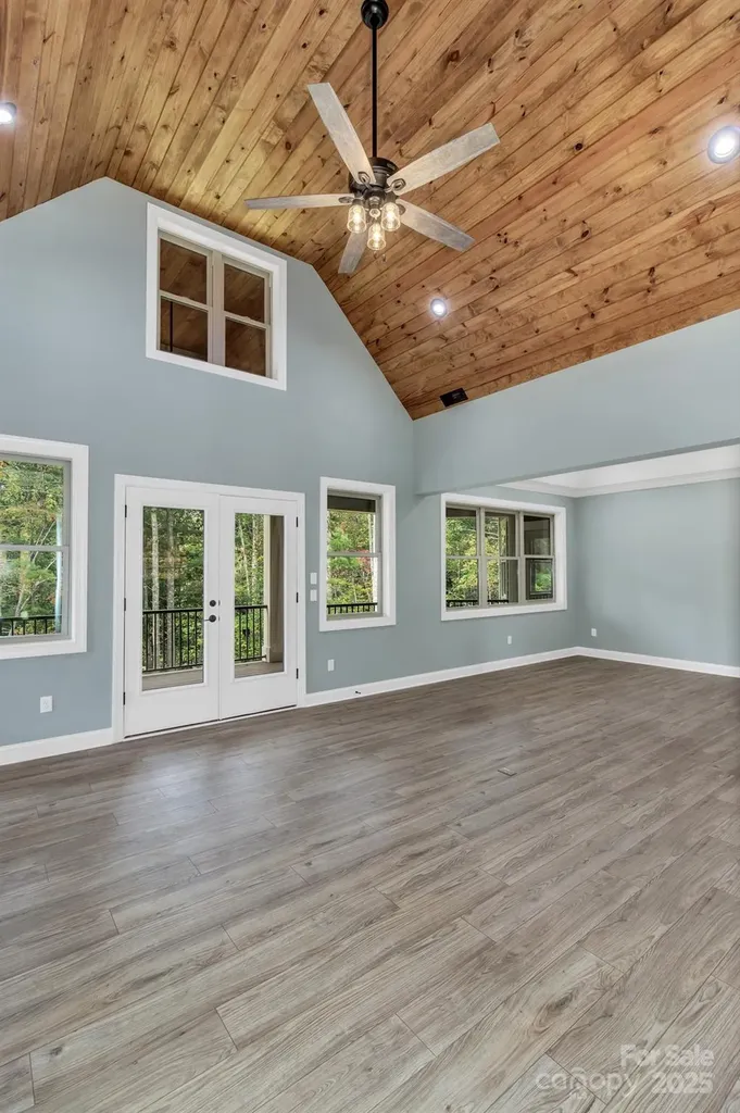 926 Settlers Trail Mars Hill NC 28754