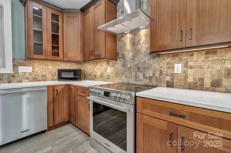 926 Settlers Trail Mars Hill NC 28754