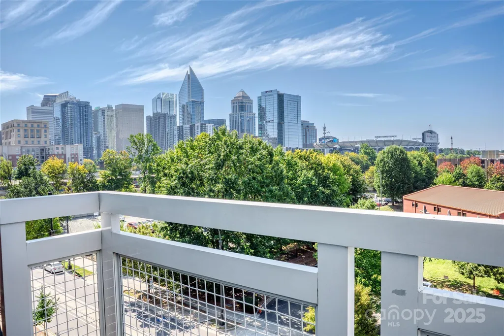 710 W Trade Street Charlotte NC 28202