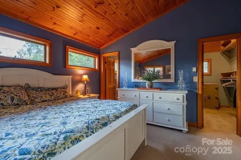 949/951 Watauga River Road Sugar Grove NC 28679